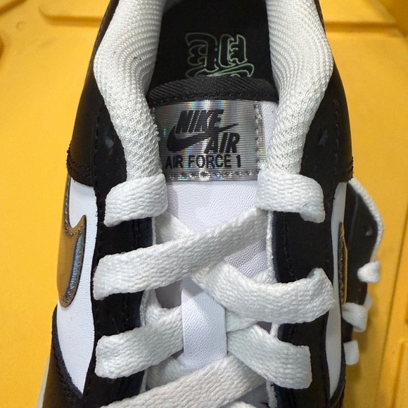 Nike
Air force 1
Gs
'year of the dragon'
Brand new - Picture 3 of 9